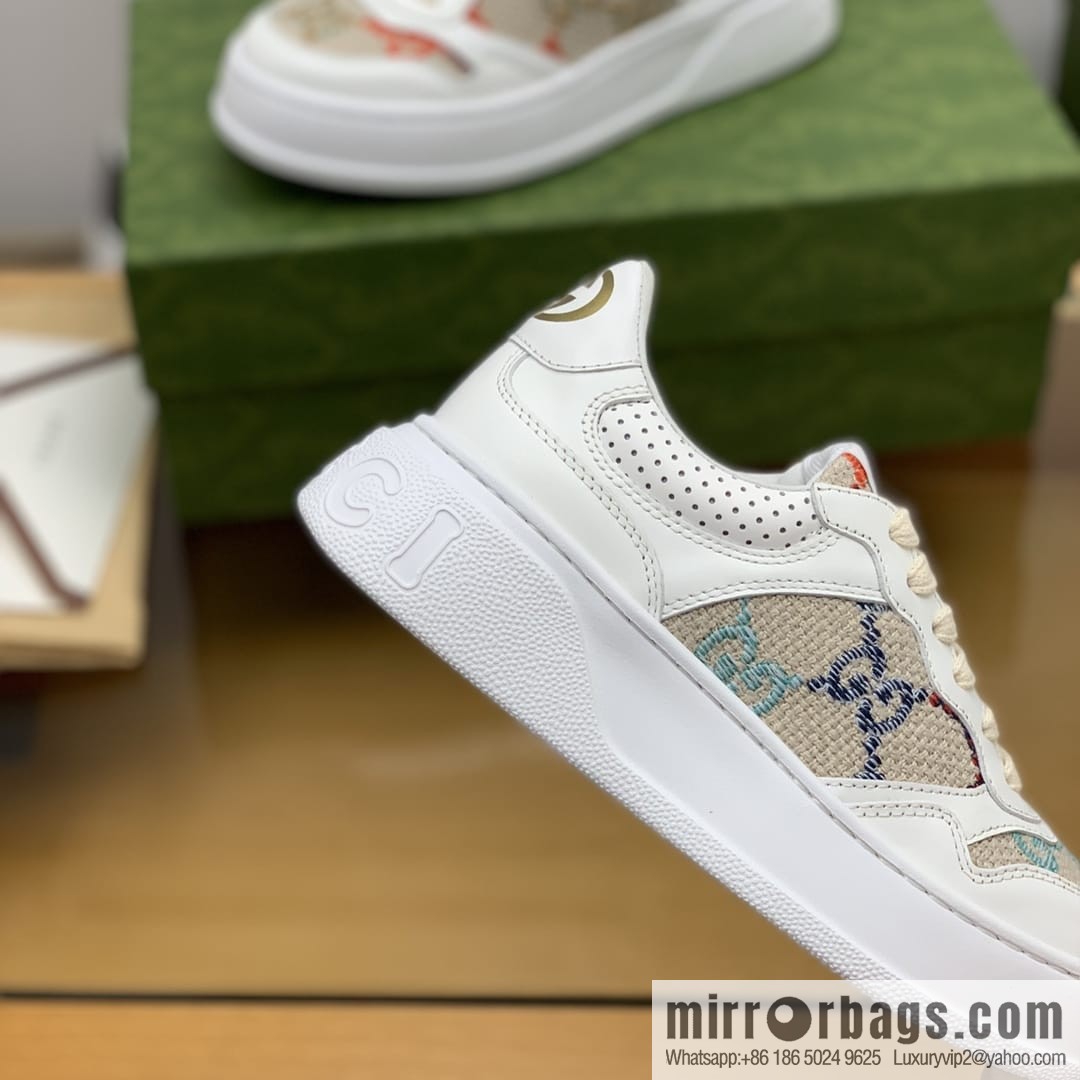 Gucci Gucci uses leather sneakers for women