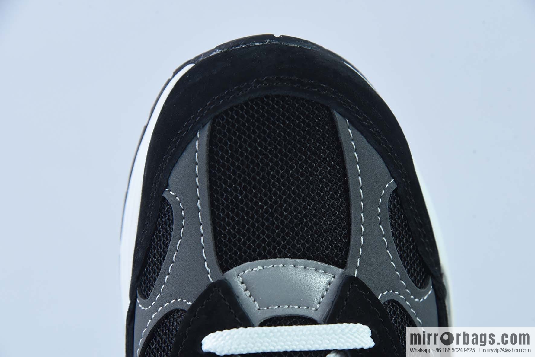 New Balance W992 series, official item number: M992EB