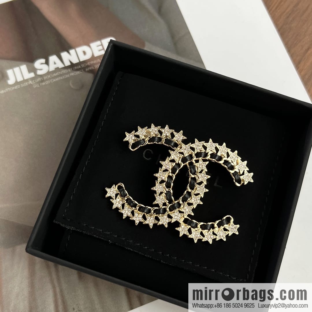 New ☑️ CHANEL Chanel black leather rope pentagram star brooch