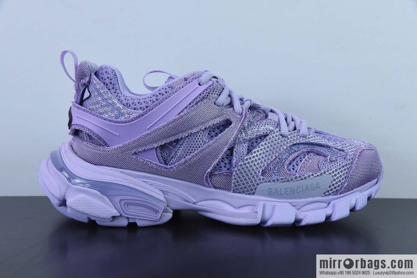 Balenciaga Balenciaga Track Sneaker Balenciaga Three generations, outdoor concept Vintage dad shoes