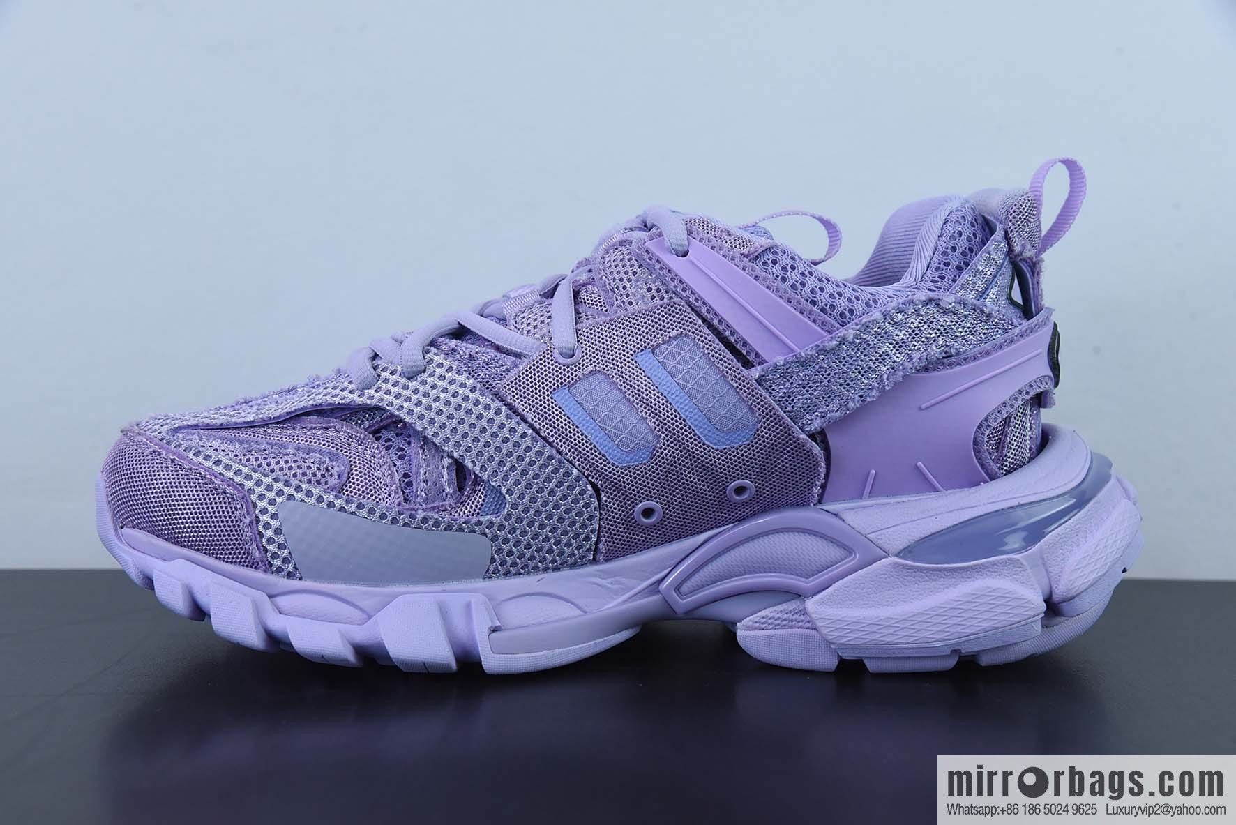 Balenciaga Balenciaga Track Sneaker Balenciaga Three generations, outdoor concept Vintage dad shoes