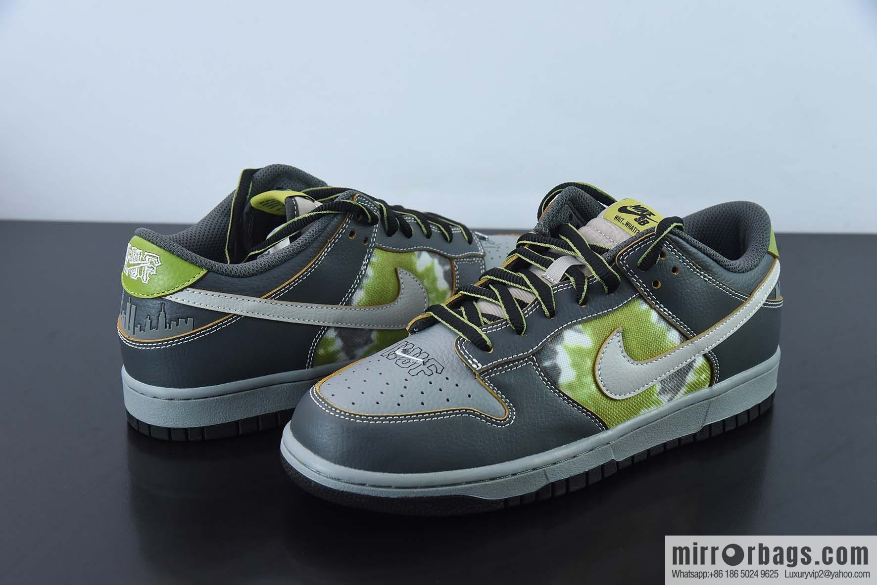 HUF X NK SB Dunk Low New York Scratch Gray Green Low Top Casual Board Shoes FD8775-002