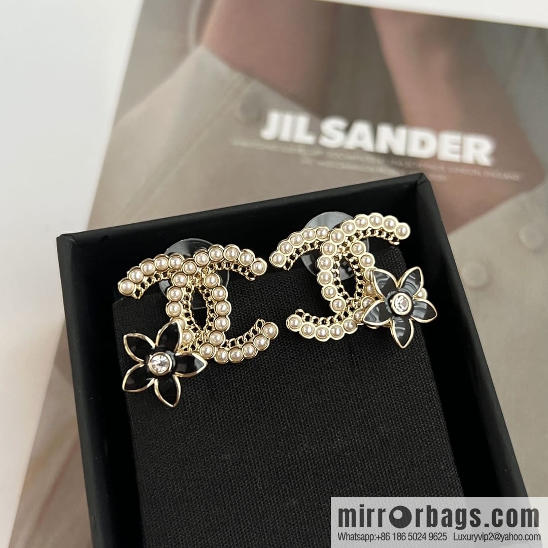 New ☑️ CHANEL Chanel c1 double c pearl black camellia stud earrings