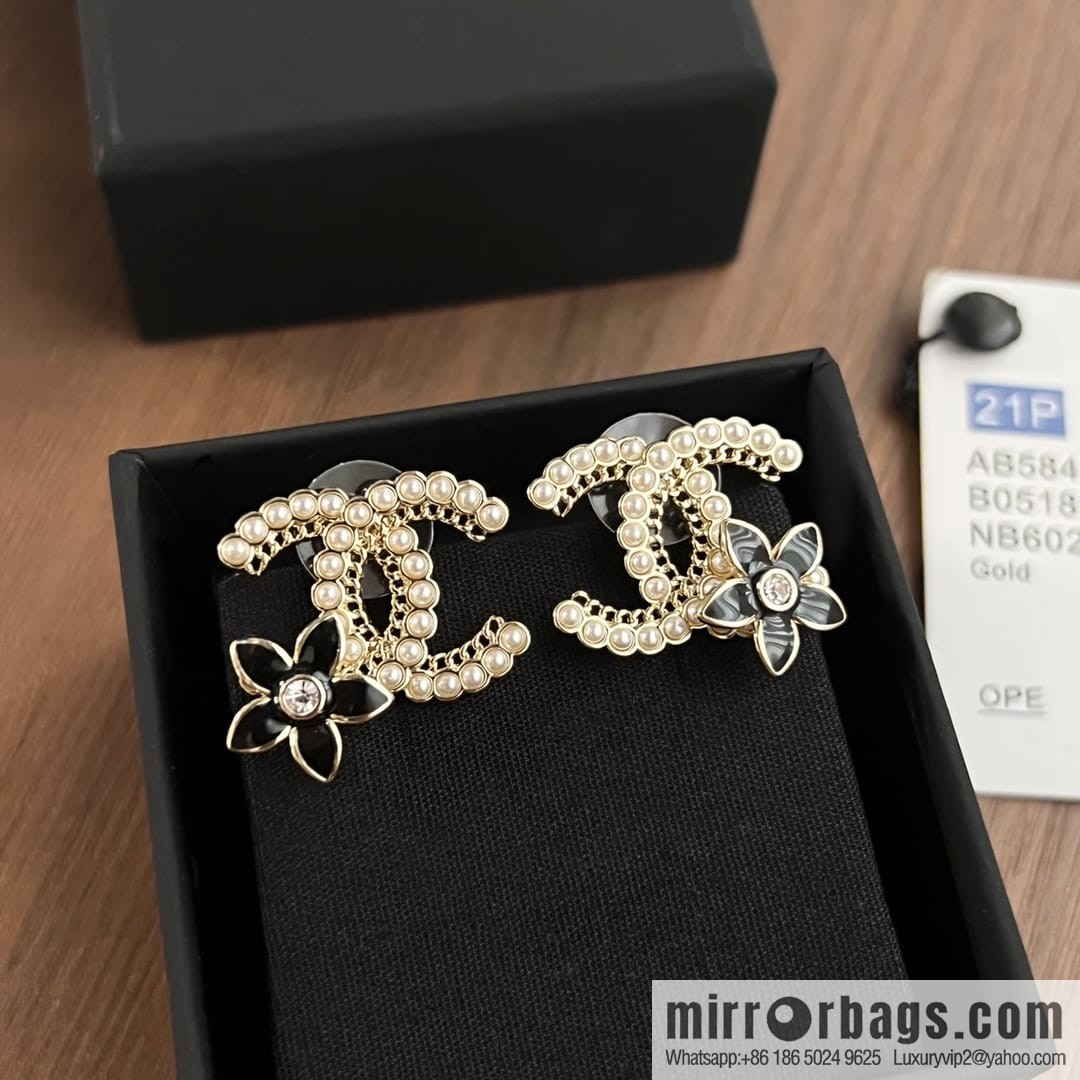 New ☑️ CHANEL Chanel c1 double c pearl black camellia stud earrings