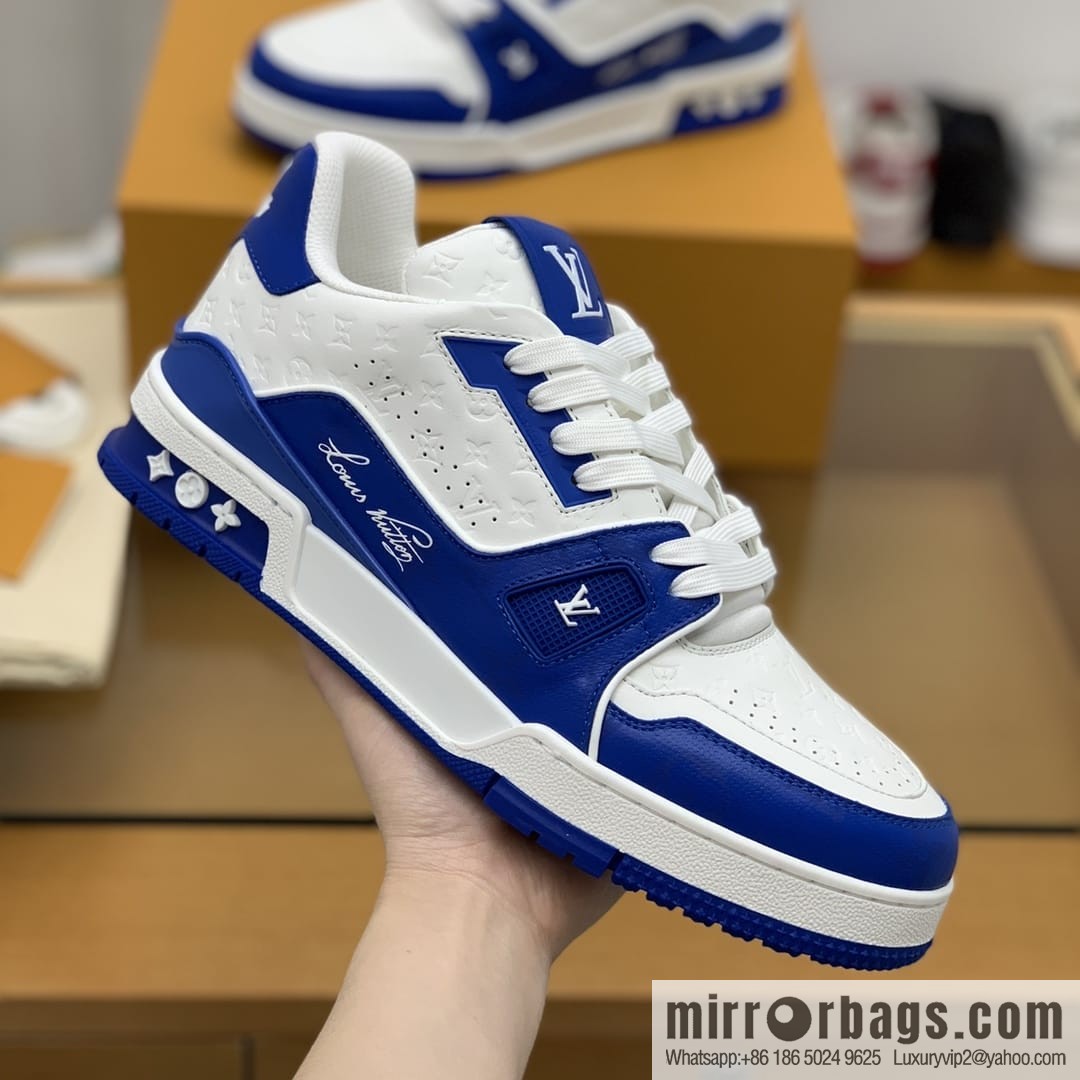 LV/Louis Vuitton uses color-matching calfskin to make high-end men's sports running shoes