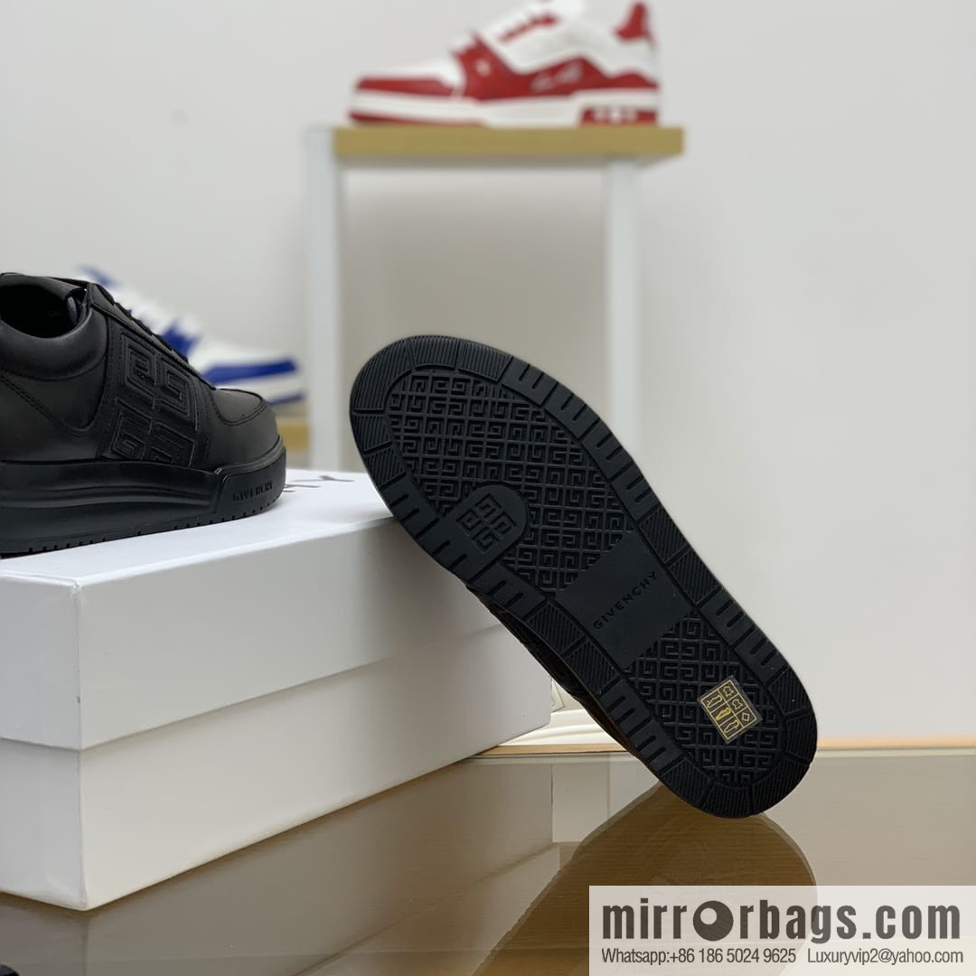 GIVENCHY Givenchy, made of leather, iconic printed 4 G pattern new men's sports and leisure shoes