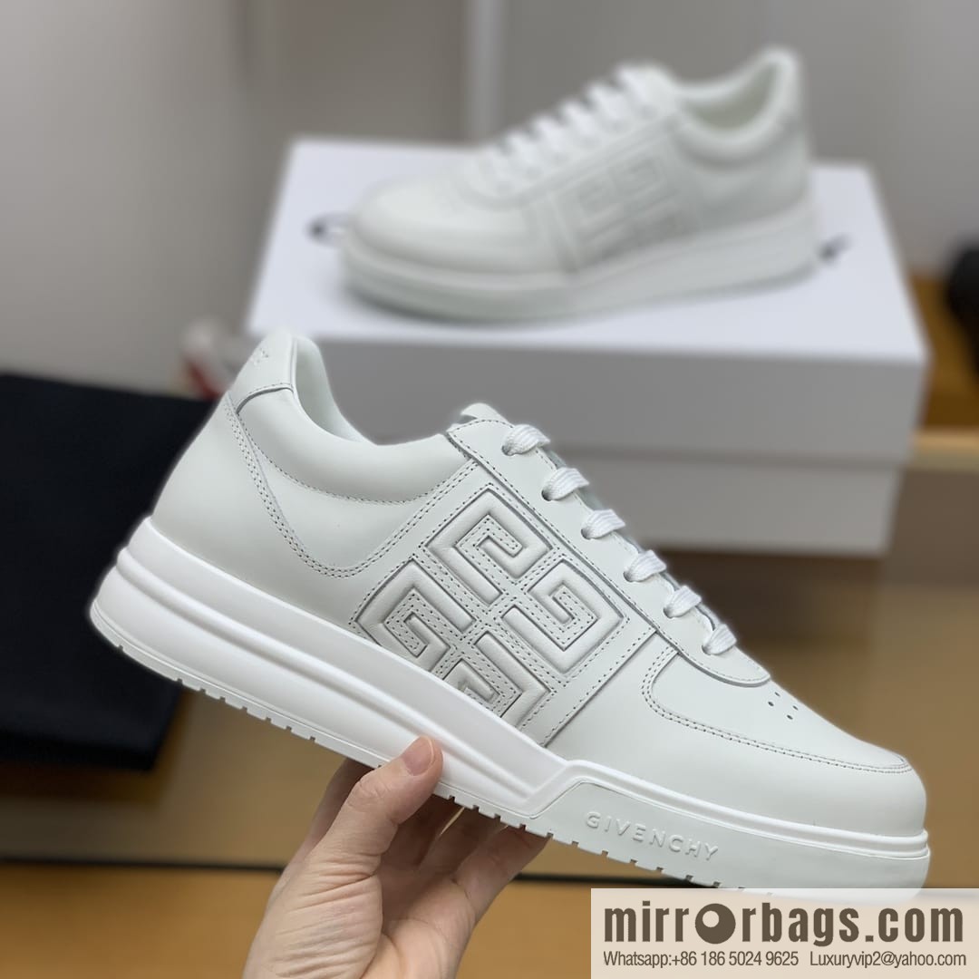 GIVENCHY Givenchy, made of leather, iconic printed 4 G pattern new men's sports and leisure shoes