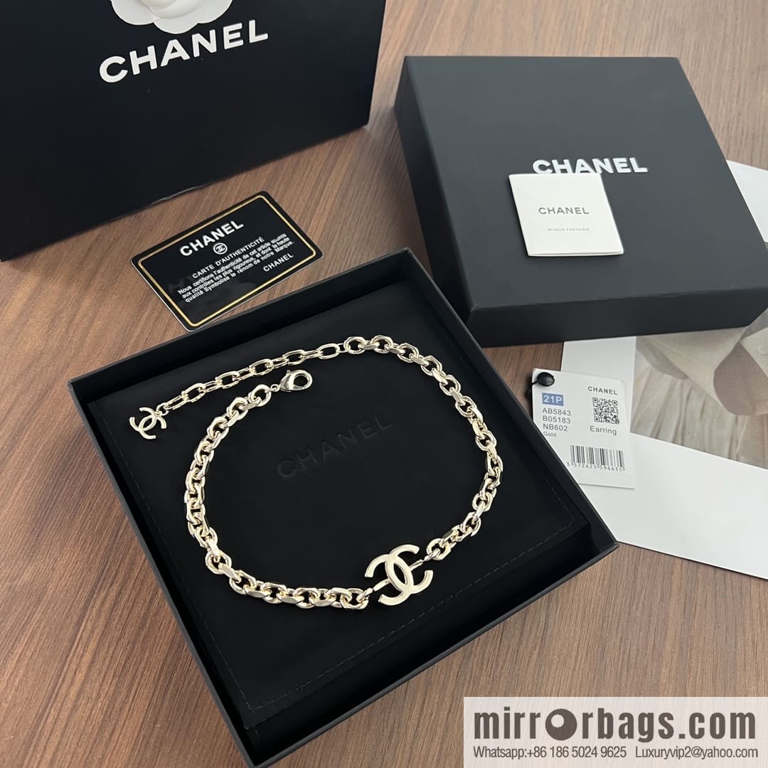 New ☑️ CHANEL Chanel glossy double c necklace