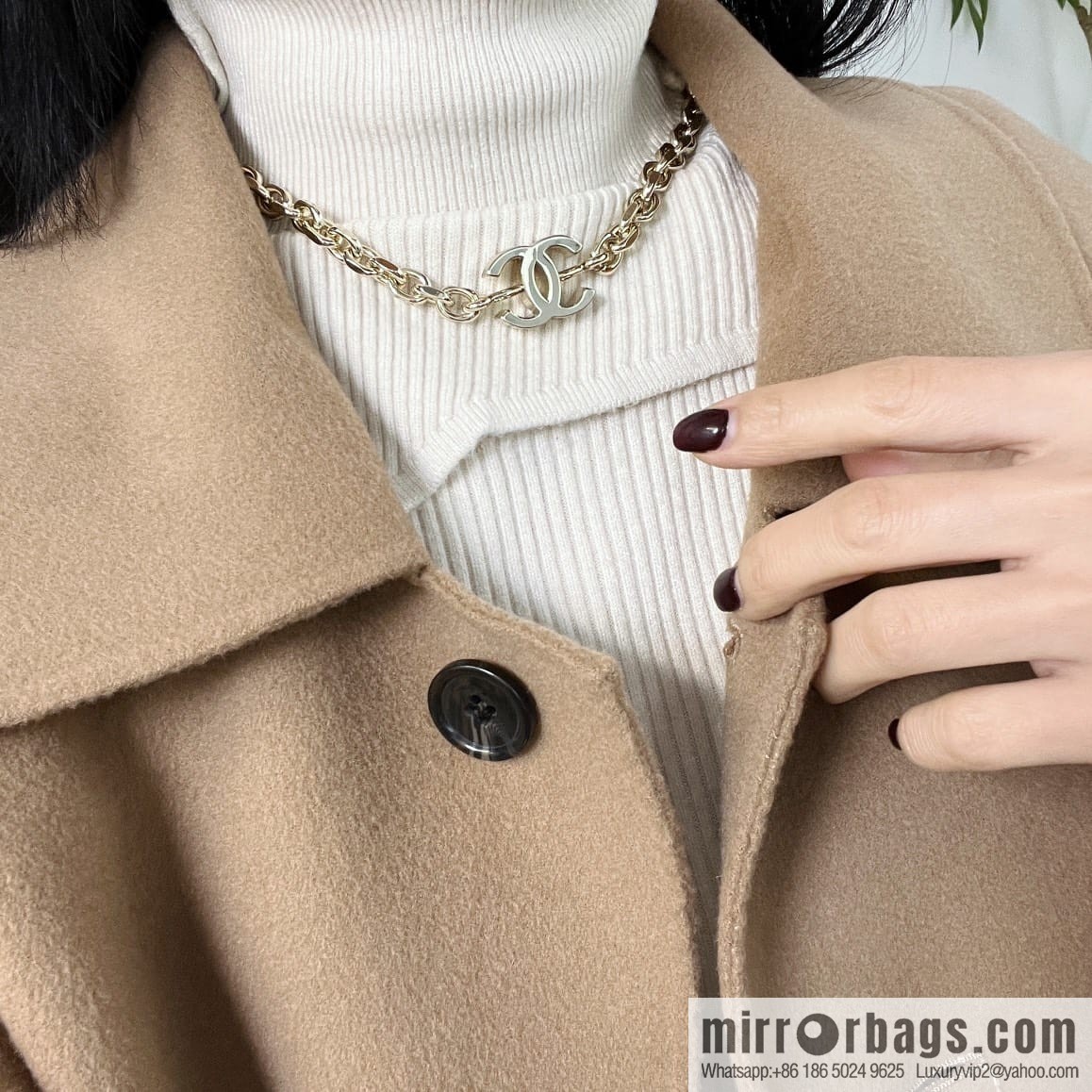 New ☑️ CHANEL Chanel glossy double c necklace