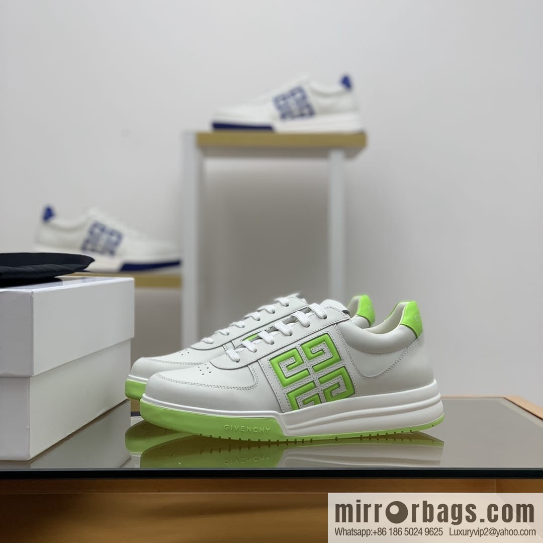 GIVENCHY Givenchy, made of leather, iconic printed 4 G pattern new men's sports and leisure shoes