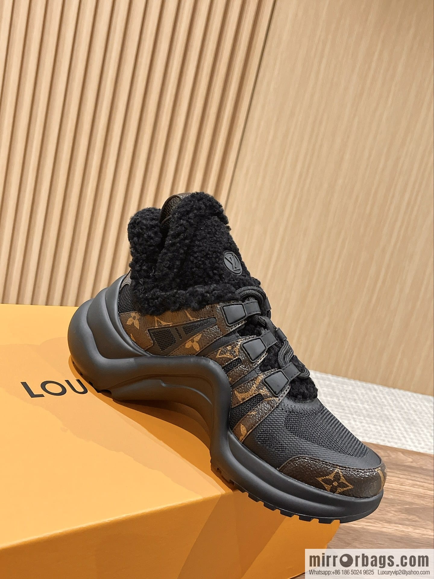 LV/Louis Vuitton donkey brand official website leisure sports dad shoes