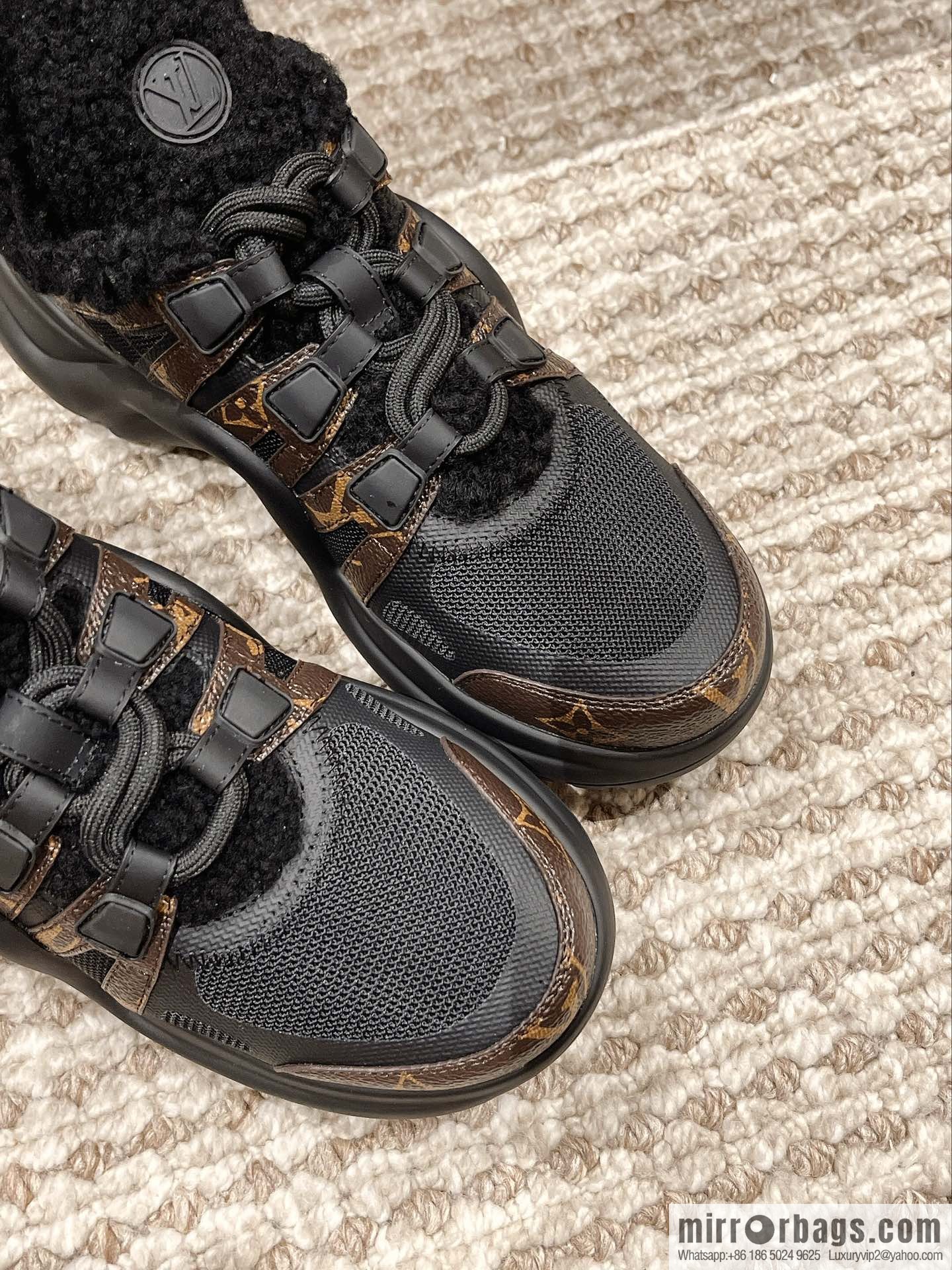 LV/Louis Vuitton donkey brand official website leisure sports dad shoes