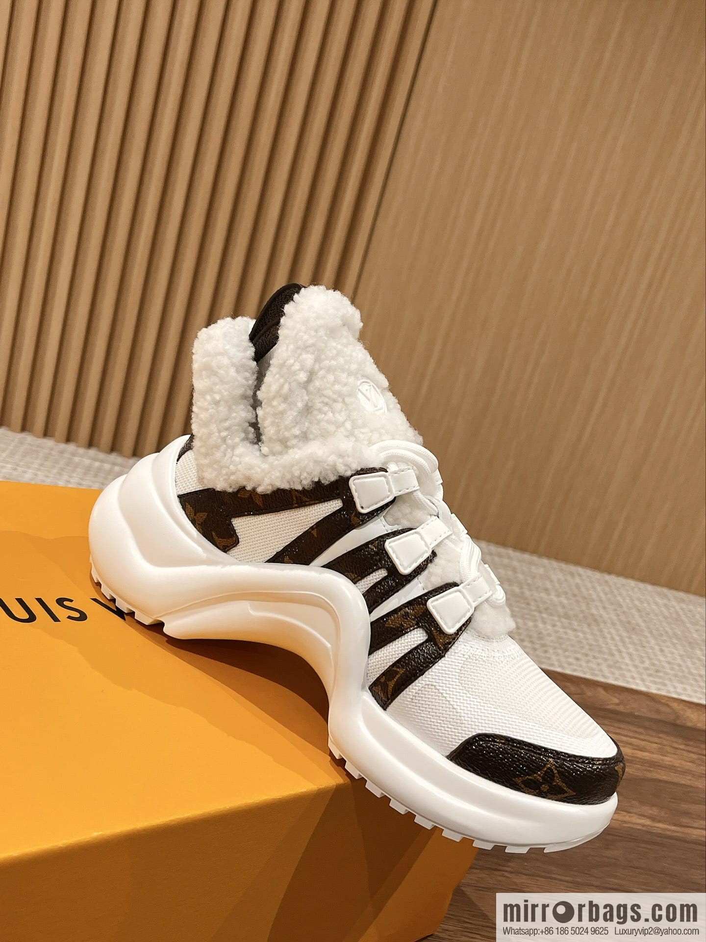 LV/Louis Vuitton donkey brand official website leisure sports dad shoes