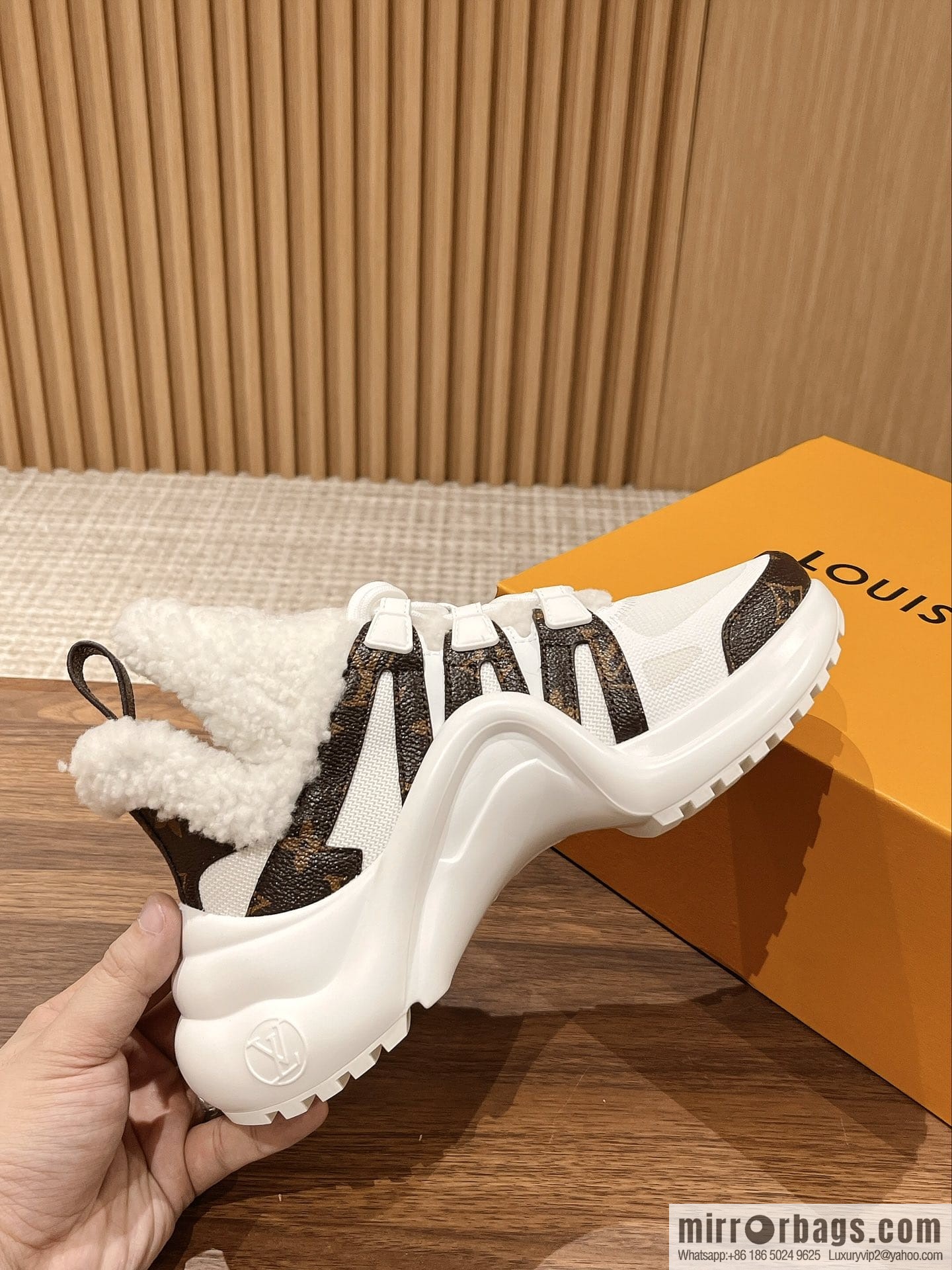 LV/Louis Vuitton donkey brand official website leisure sports dad shoes