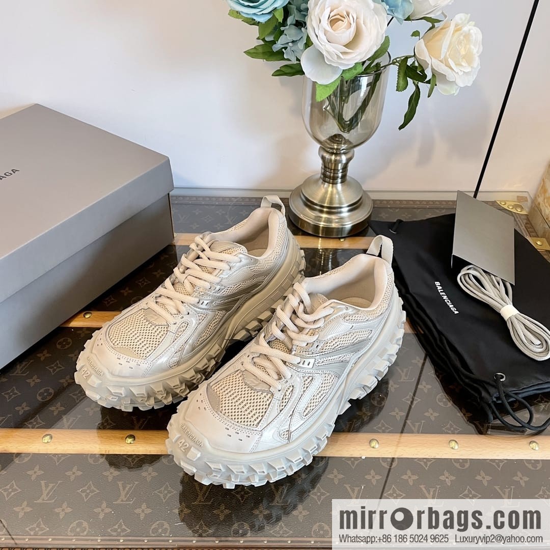 𝐁𝐚𝐥𝐞𝐧𝐜𝐢𝐚𝐠𝐚 Defender Balenciaga Vintage Tire Shoes
