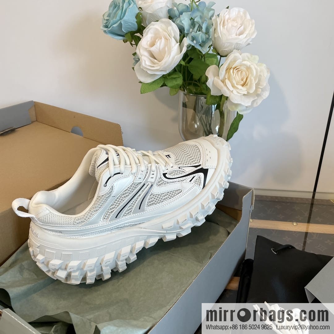 𝐁𝐚𝐥𝐞𝐧𝐜𝐢𝐚𝐠𝐚 Defender Balenciaga Vintage Tire Shoes