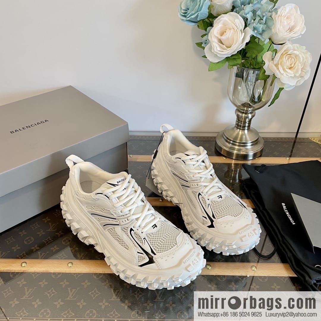 𝐁𝐚𝐥𝐞𝐧𝐜𝐢𝐚𝐠𝐚 Defender Balenciaga Vintage Tire Shoes