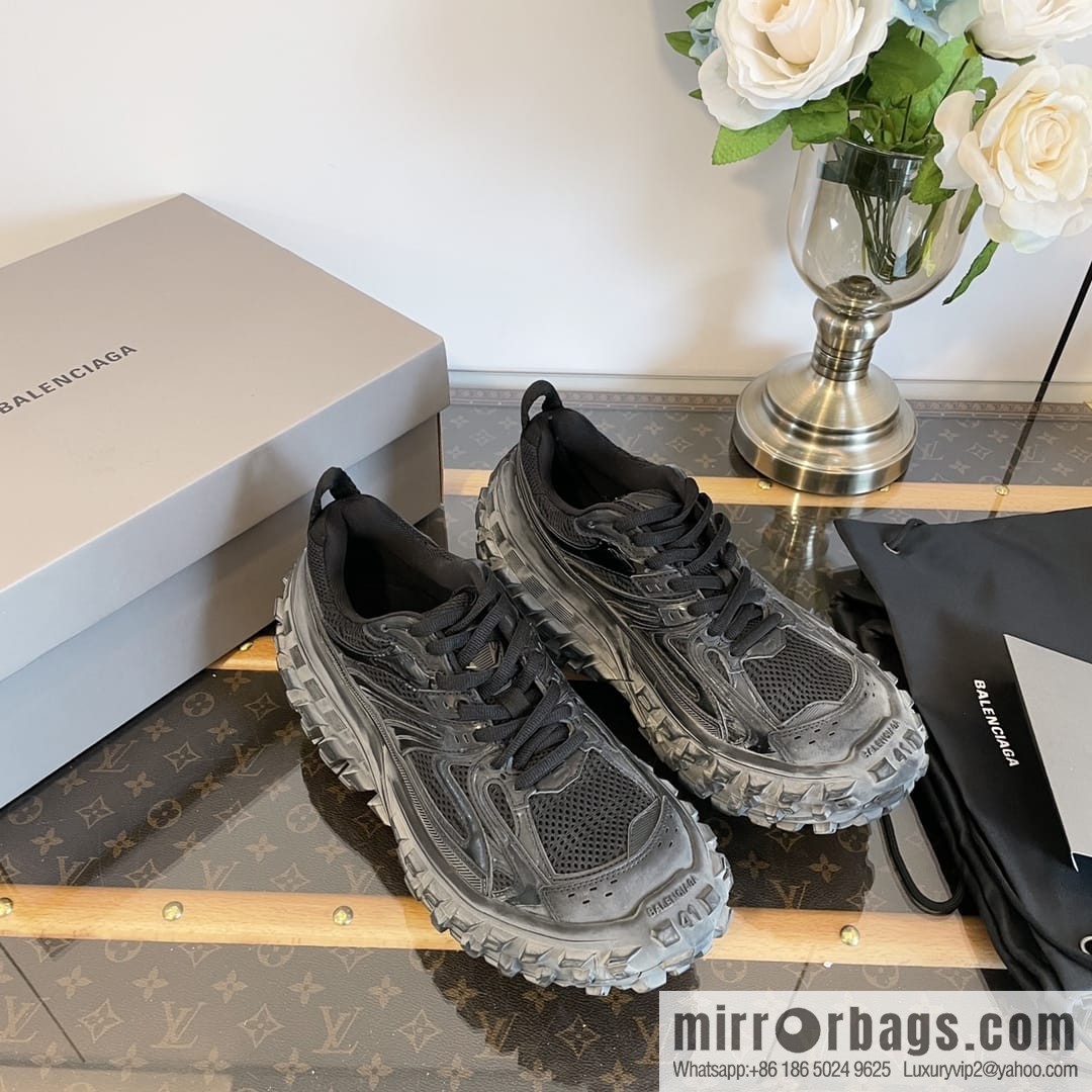 𝐁𝐚𝐥𝐞𝐧𝐜𝐢𝐚𝐠𝐚 Defender Balenciaga Vintage Tire Shoes