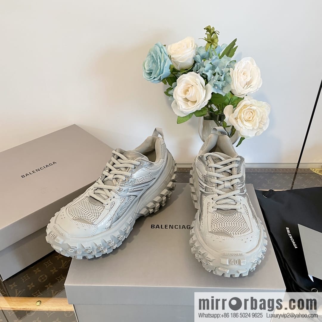 𝐁𝐚𝐥𝐞𝐧𝐜𝐢𝐚𝐠𝐚 Defender Balenciaga Vintage Tire Shoes