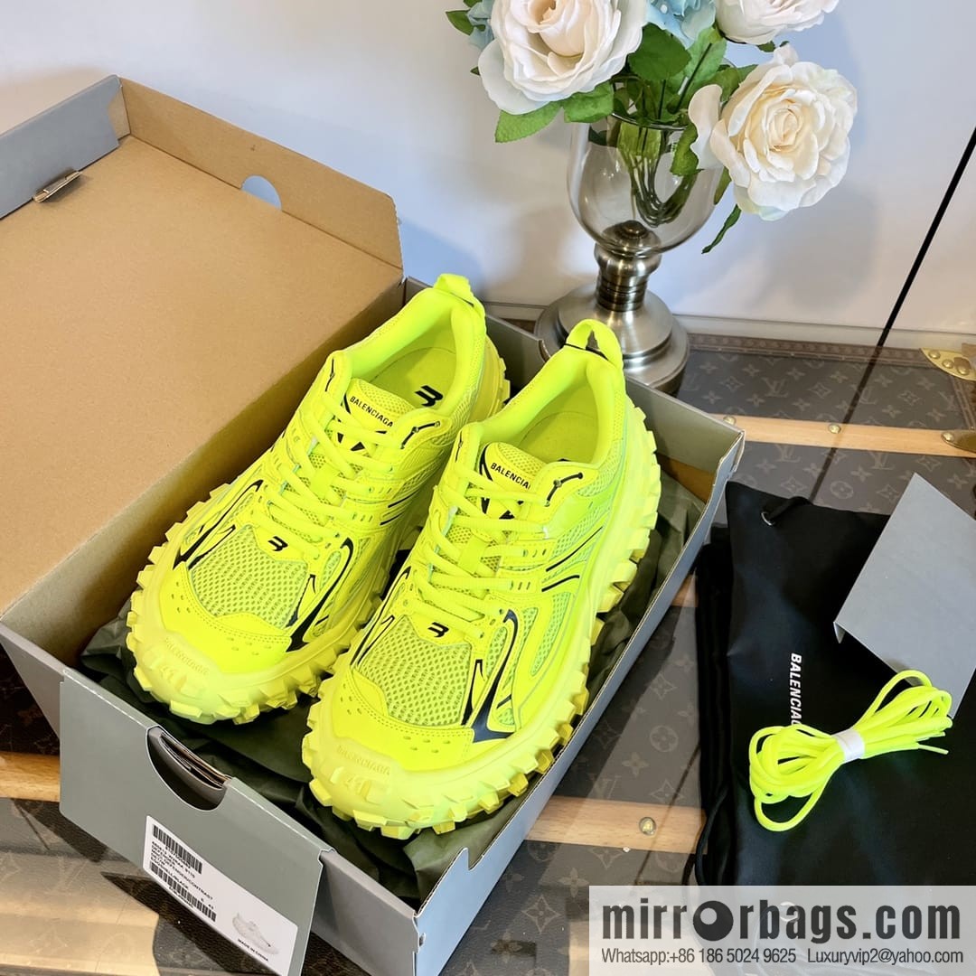 𝐁𝐚𝐥𝐞𝐧𝐜𝐢𝐚𝐠𝐚 Defender Balenciaga Vintage Tire Shoes