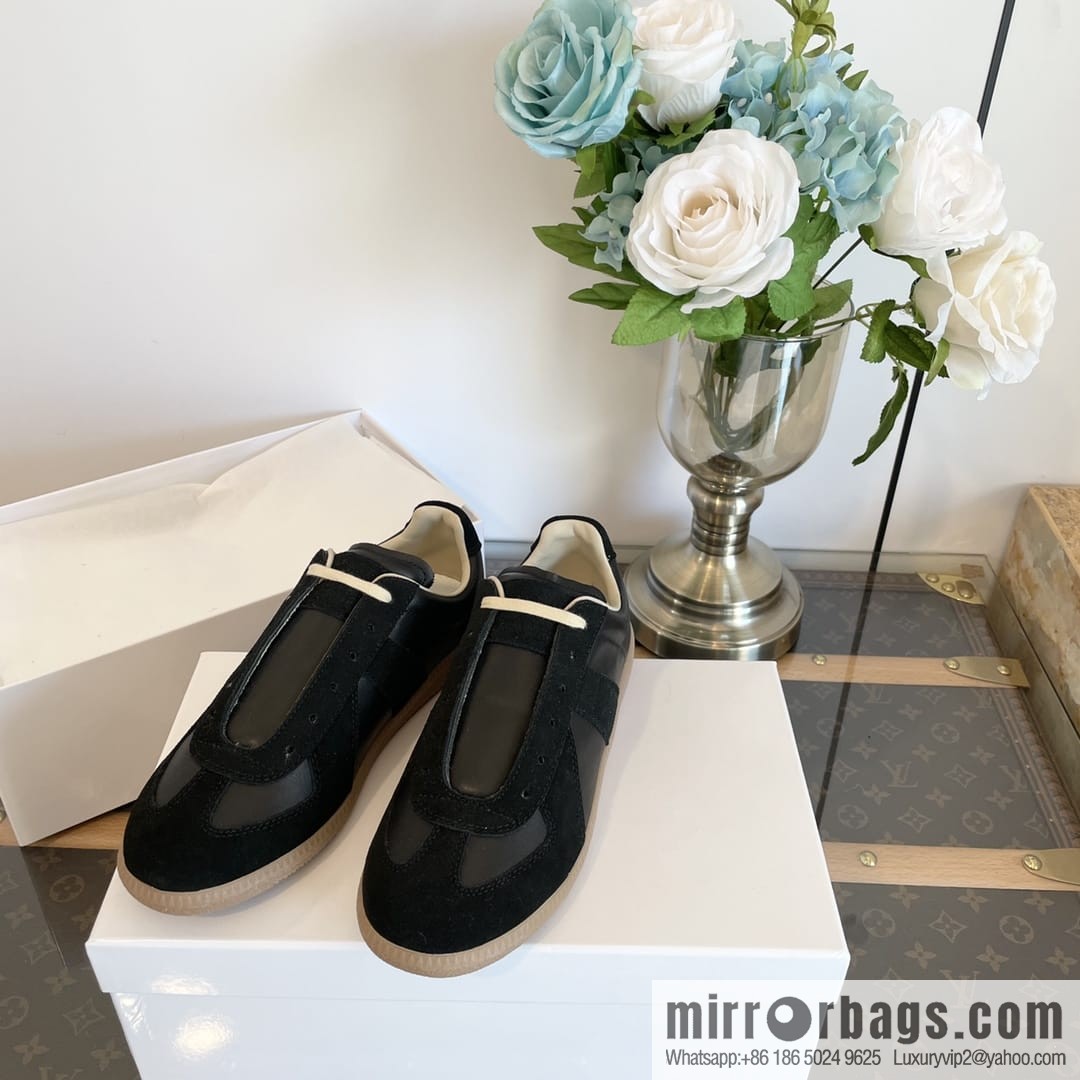 𝐌𝐚𝐢𝐬𝐨𝐧 𝐌𝐚𝐫𝐠𝐢𝐞𝐥𝐚| Margiela Classic Shoes