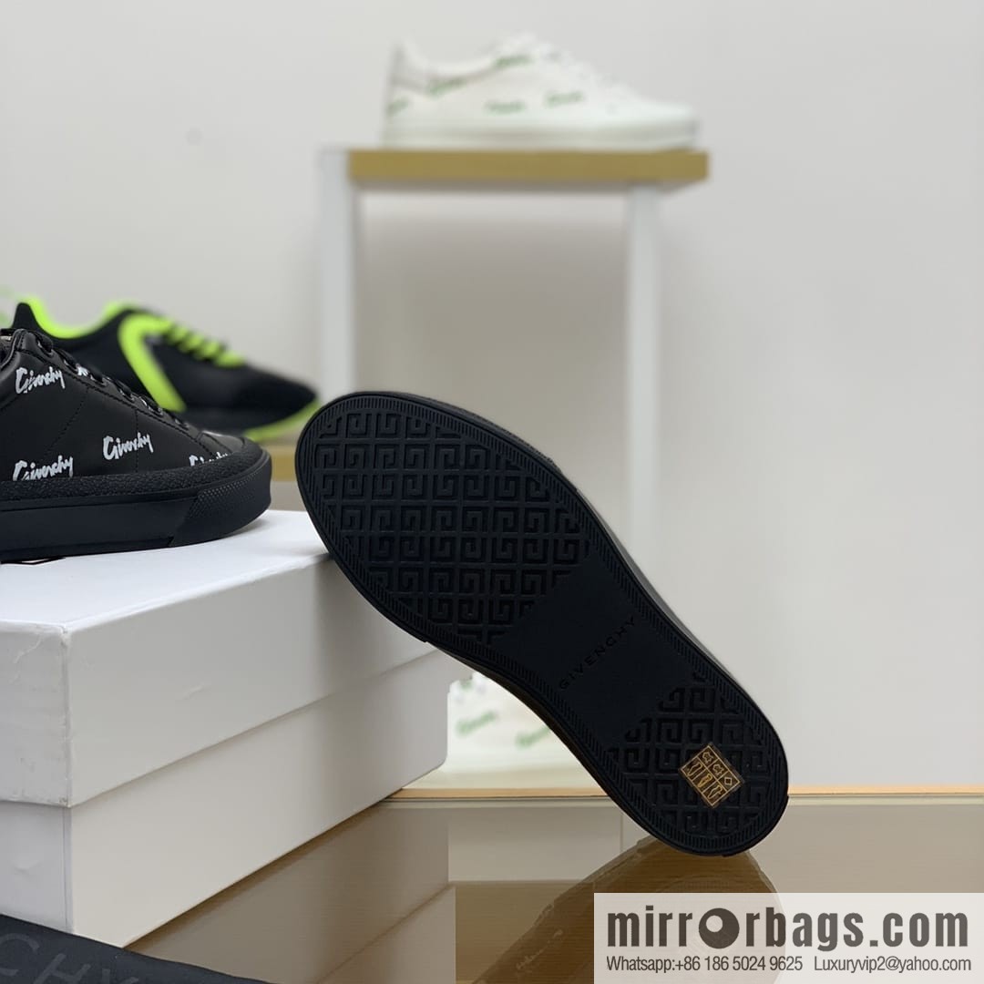 GIVENCHY Givenchy, made of leather, iconic love printed pattern new men's casual shoes