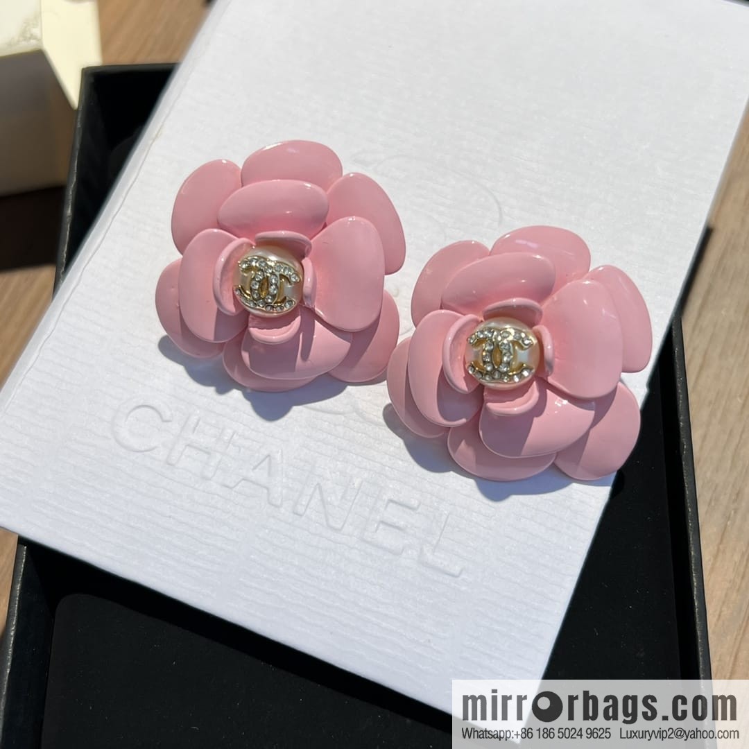 New ☑️ CHANEL Chanel c1 double c pink camellia stud earrings