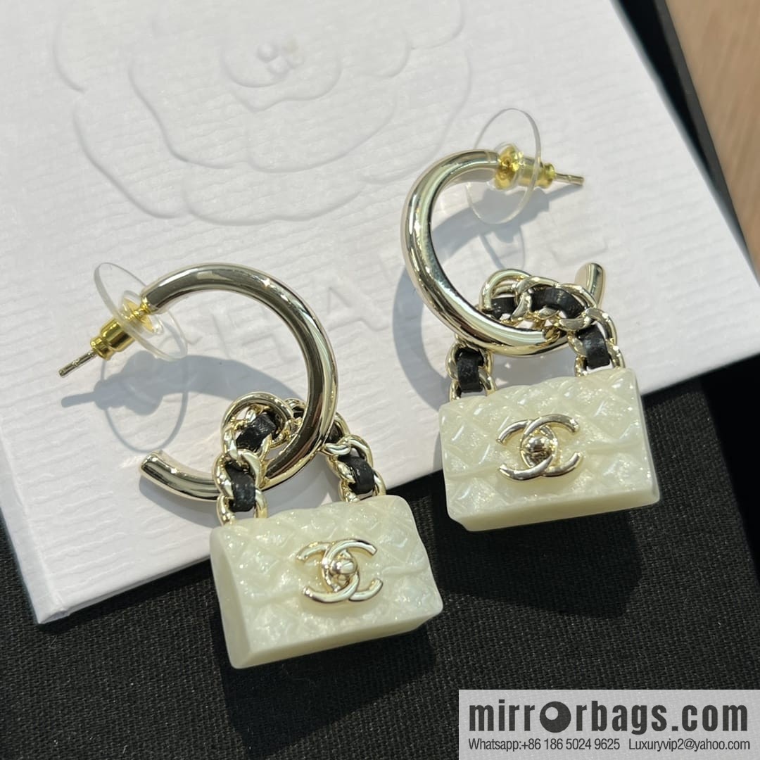 New ☑️ CHANEL Chanel c2 double c lock bag stud earrings