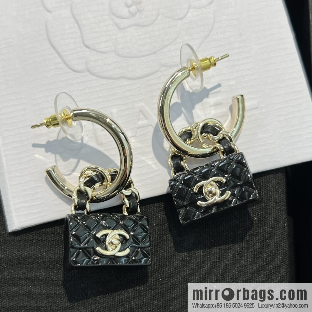 New ☑️ CHANEL Chanel c2 double c lock bag stud earrings