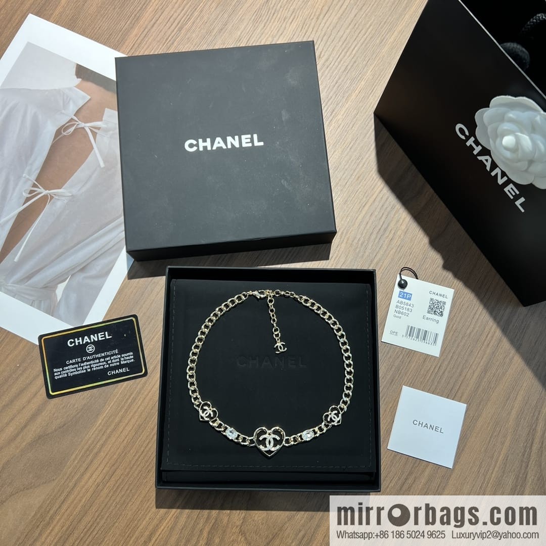 New ☑️ CHANEL Chanel double c gold peach heart love necklace