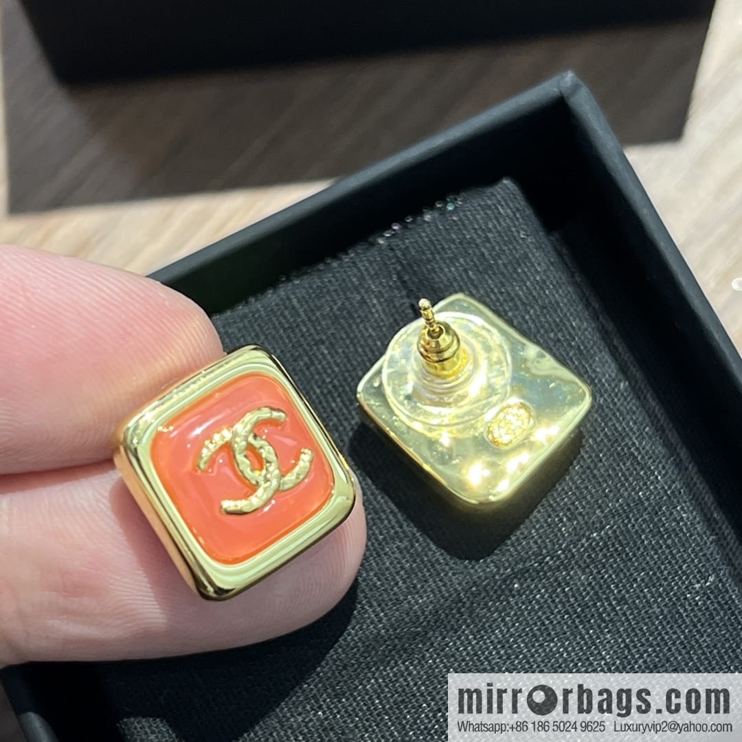 New ☑️ CHANEL Chanel c1 double c square stud earrings