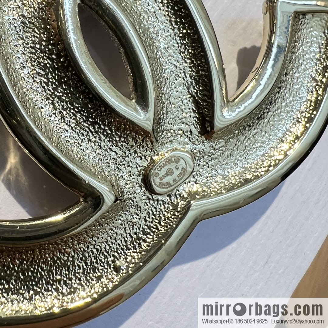 New ☑️ CHANEL Chanel double c diamond brooch