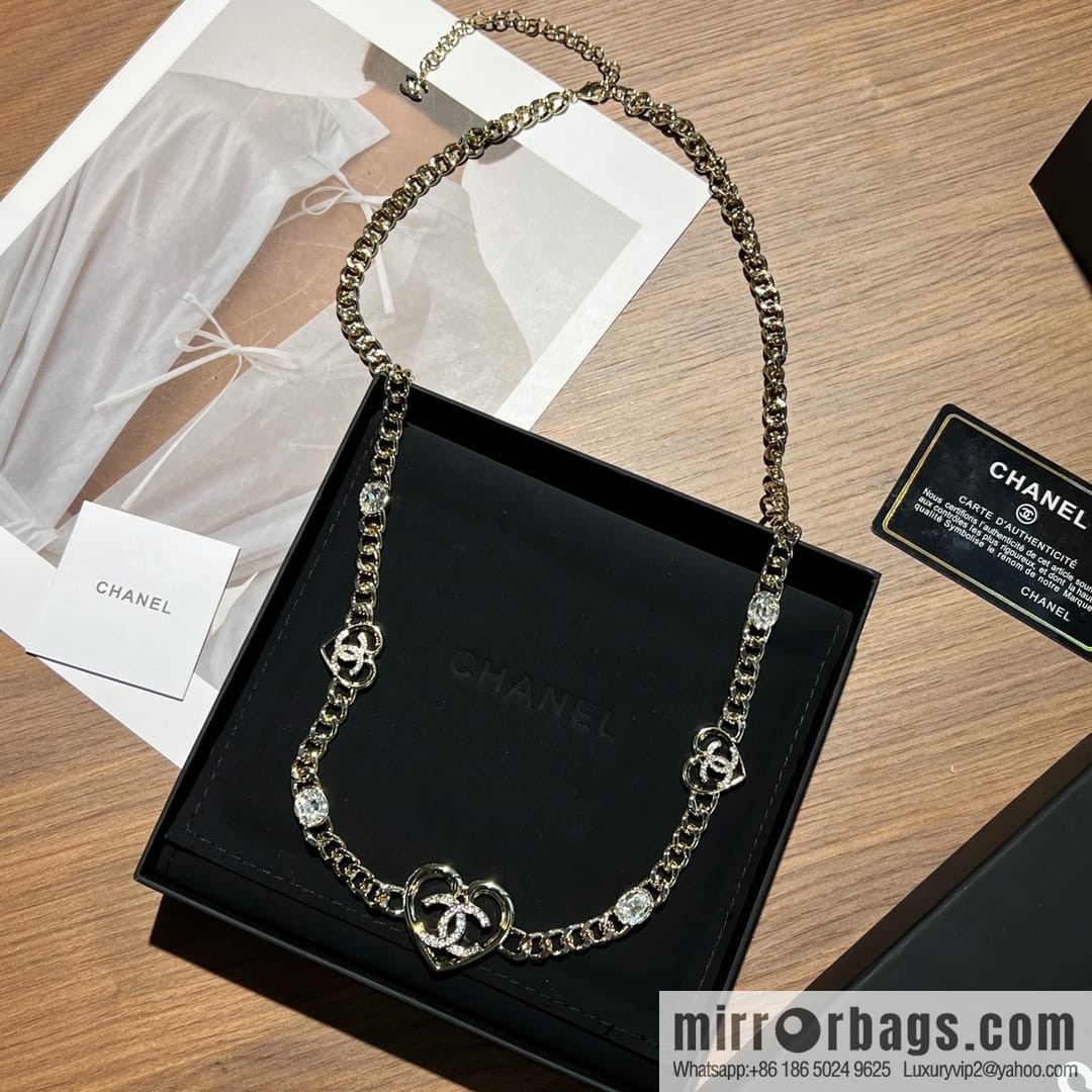 New ☑️ CHANEL Chanel double c peach heart love waist belt waist chain necklace