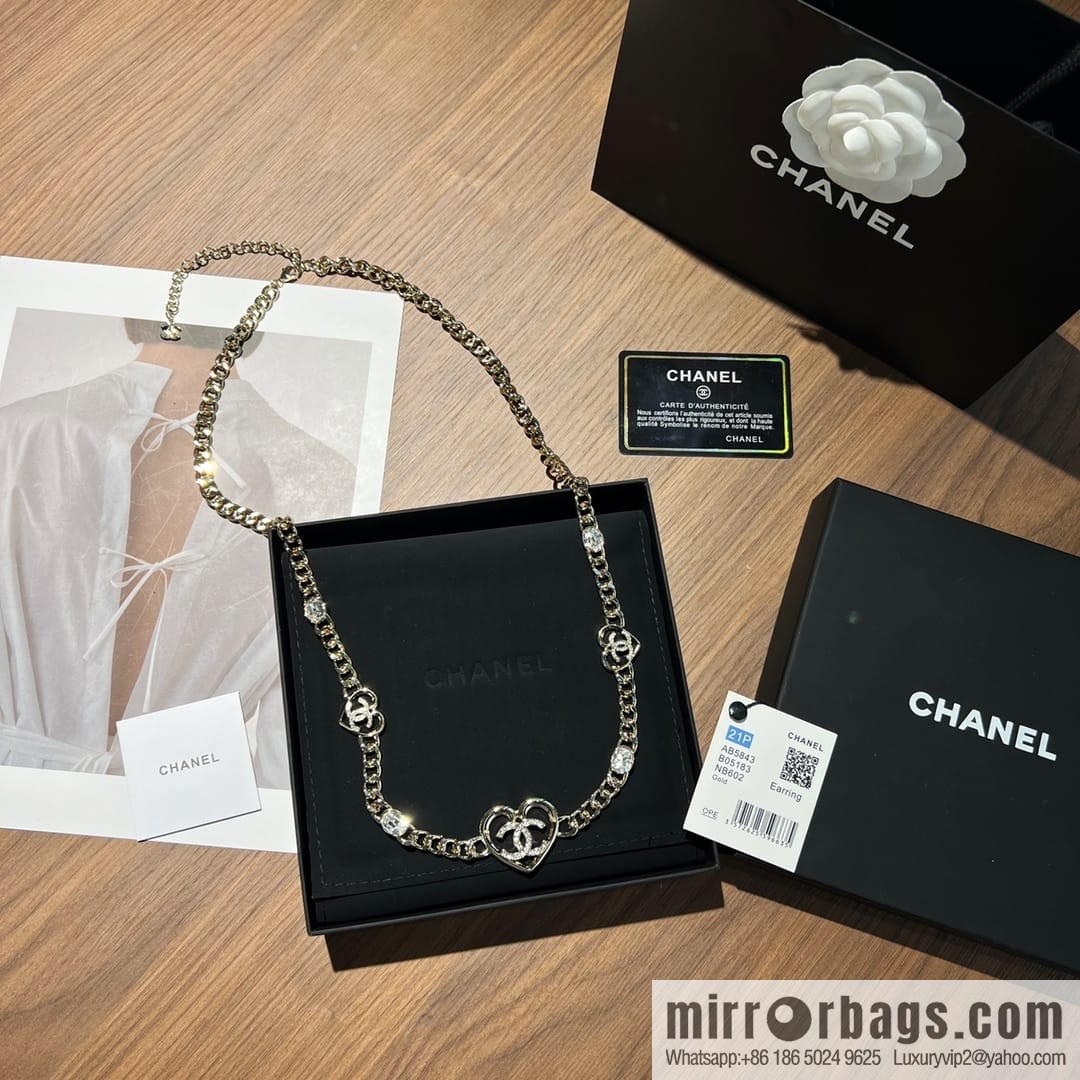New ☑️ CHANEL Chanel double c peach heart love waist belt waist chain necklace