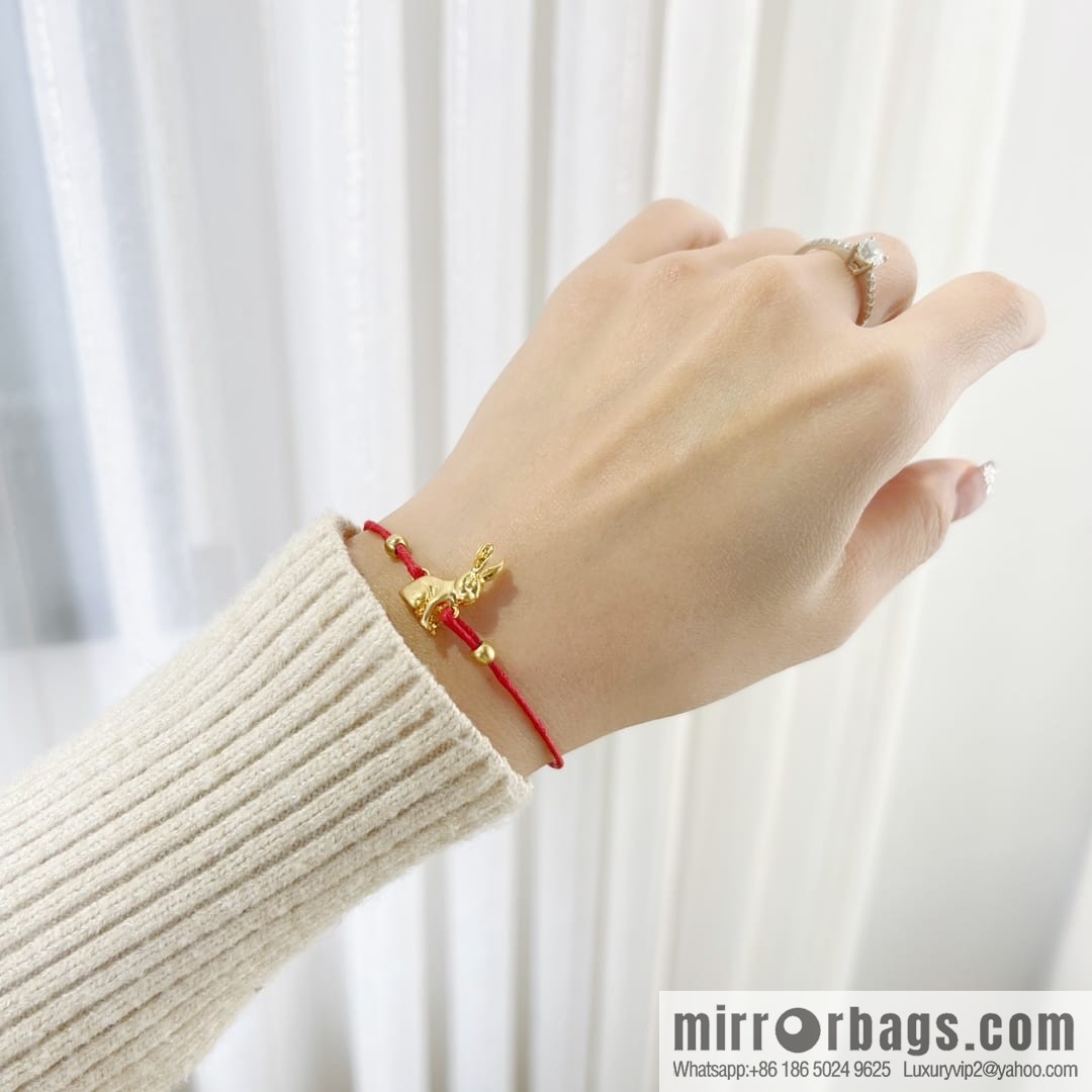 DIOR Dior rabbit 🐰 red rope bracelet hand rope