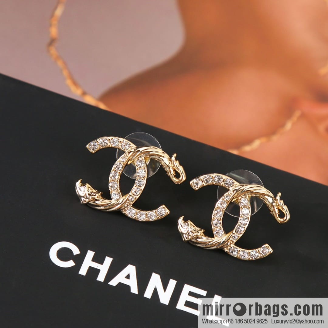 New ☑️ CHANEL Chanel c1 double c fish pattern tail stud earrings