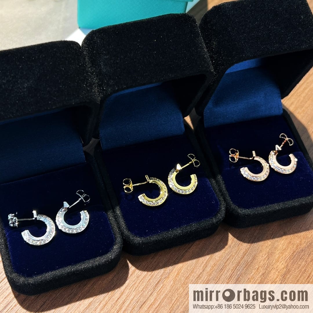 New ☑️ Tiffany & Co. Tiffany & Co. T1 round earrings