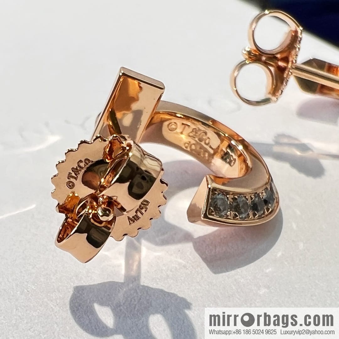 New ☑️ Tiffany & Co. Tiffany & Co. T1 round earrings