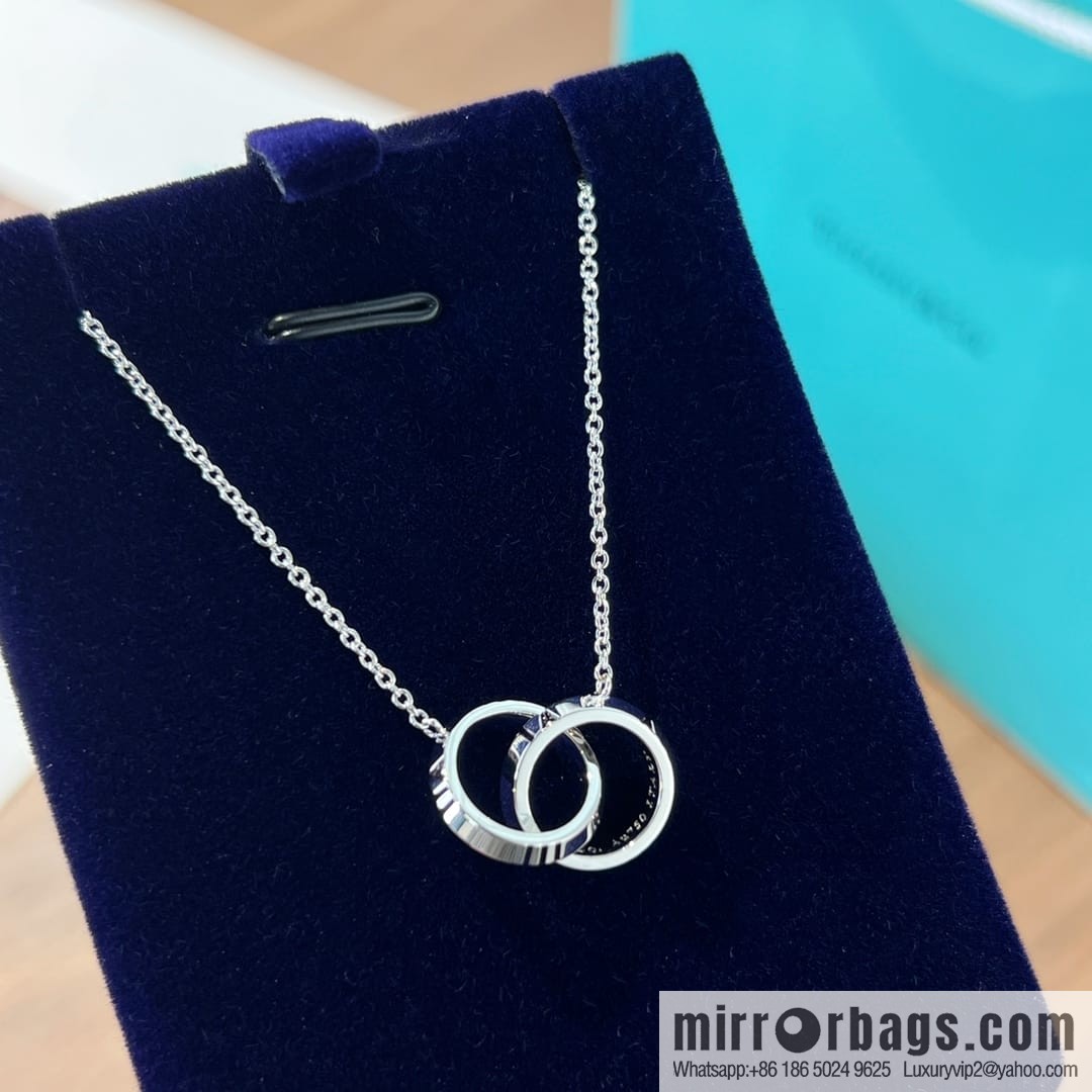 New ☑️ Tiffany & Co. X double ring necklace
