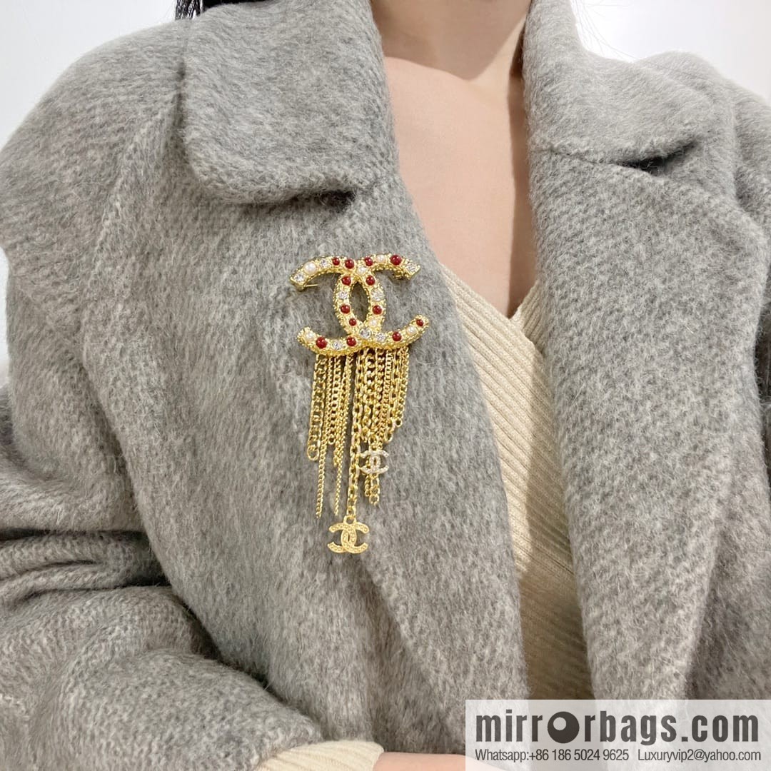 New ☑️ CHANEL Chanel double c red pearl fringed brooch