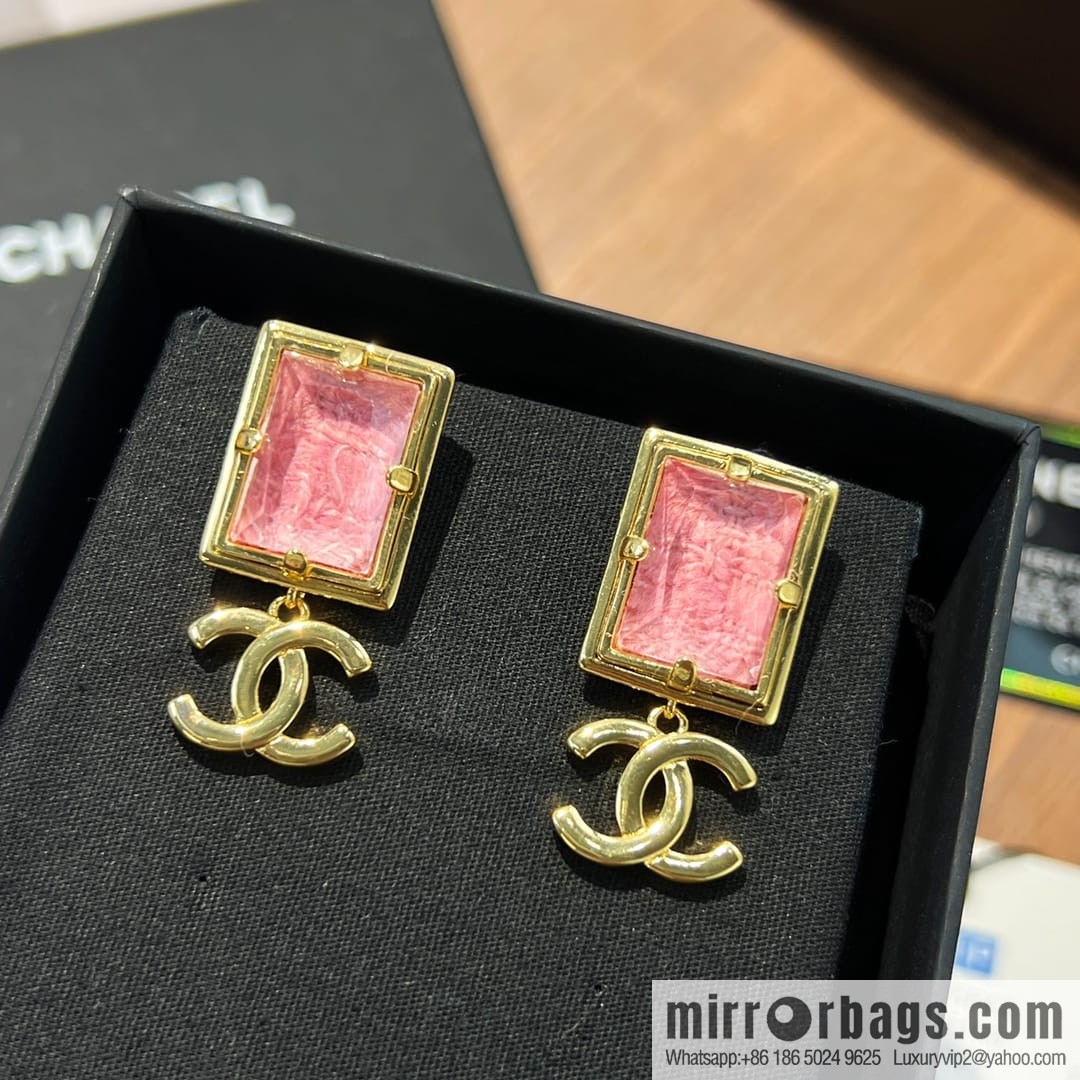 New ☑️ CHANEL Chanel c2 double c pink square stud earrings