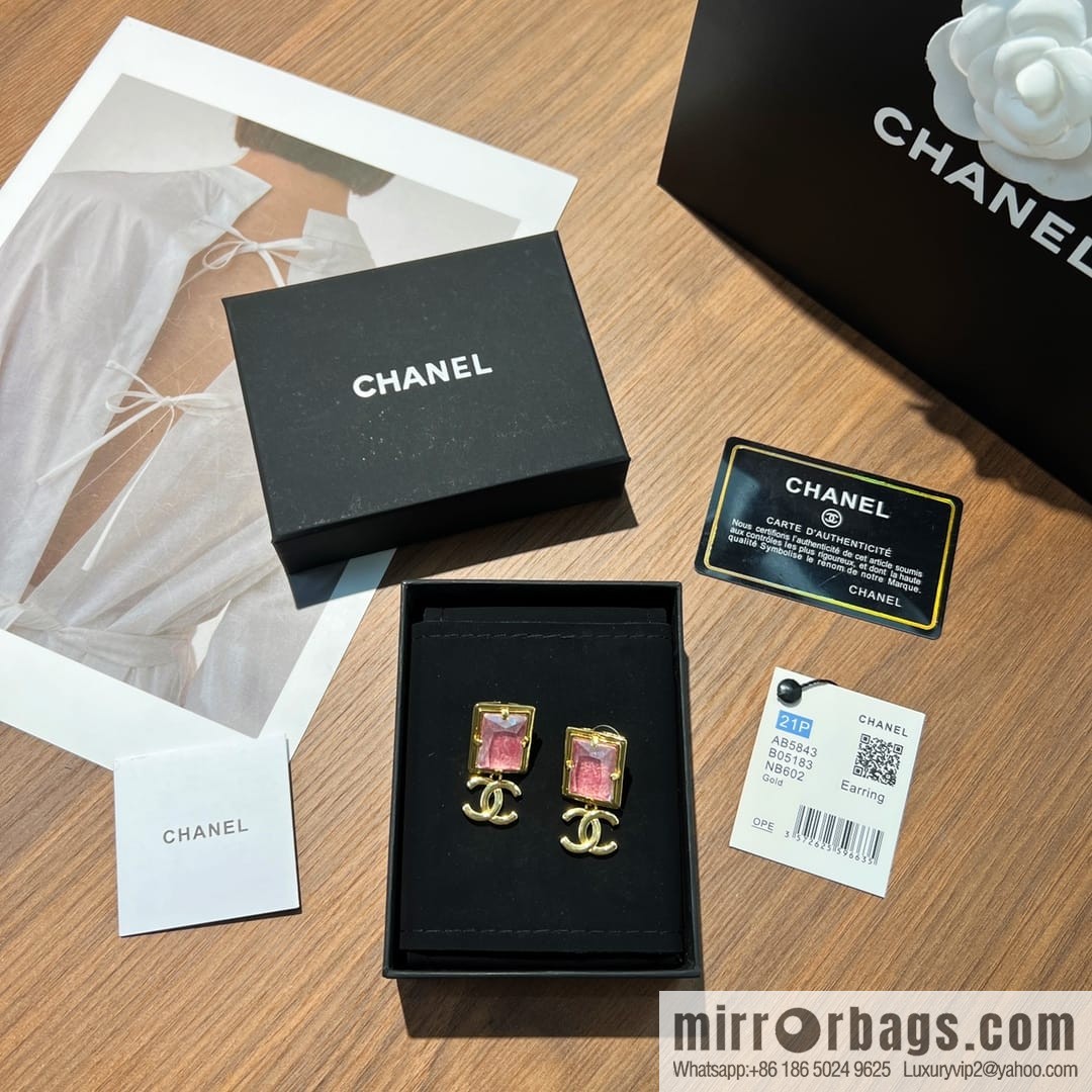 New ☑️ CHANEL Chanel c2 double c pink square stud earrings