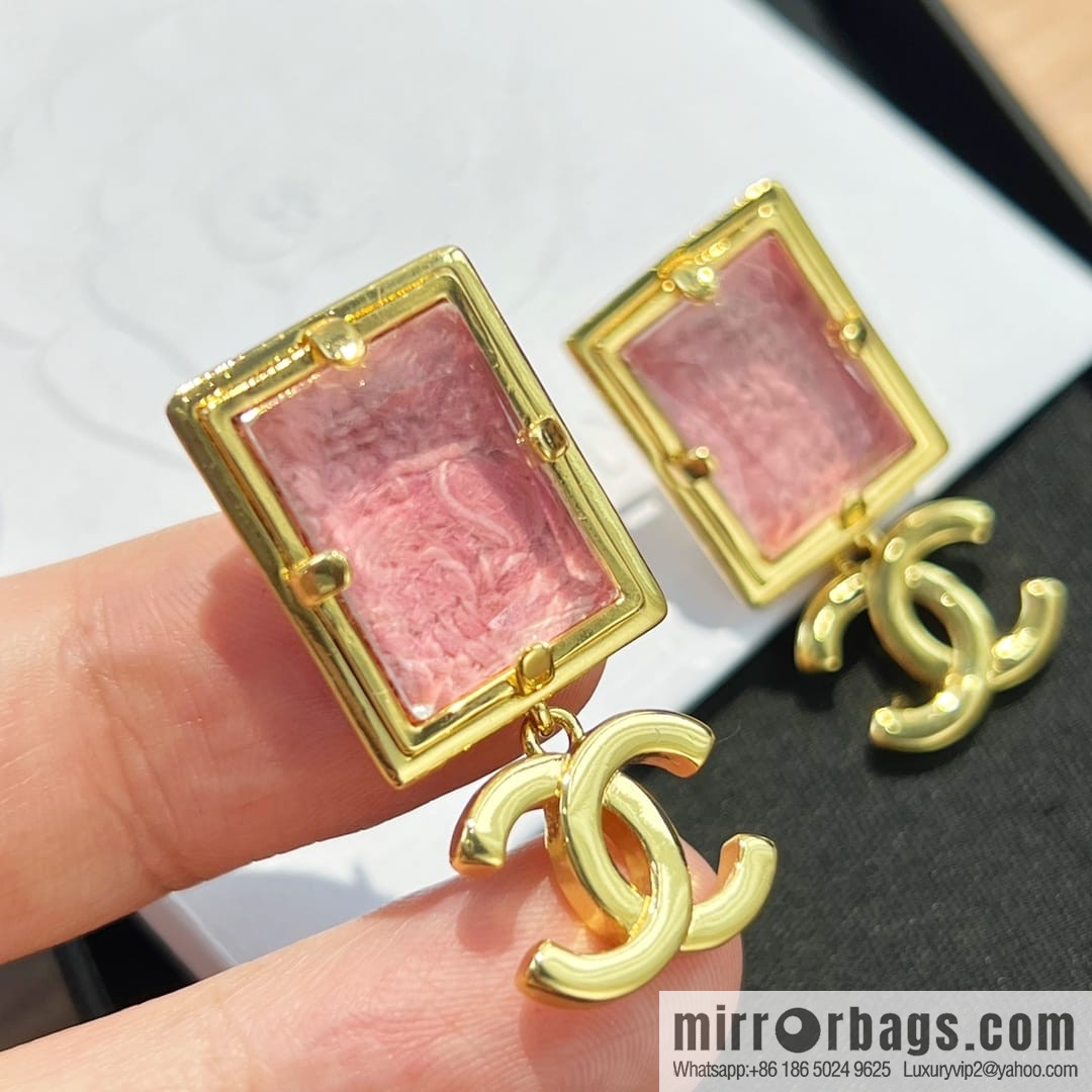 New ☑️ CHANEL Chanel c2 double c pink square stud earrings