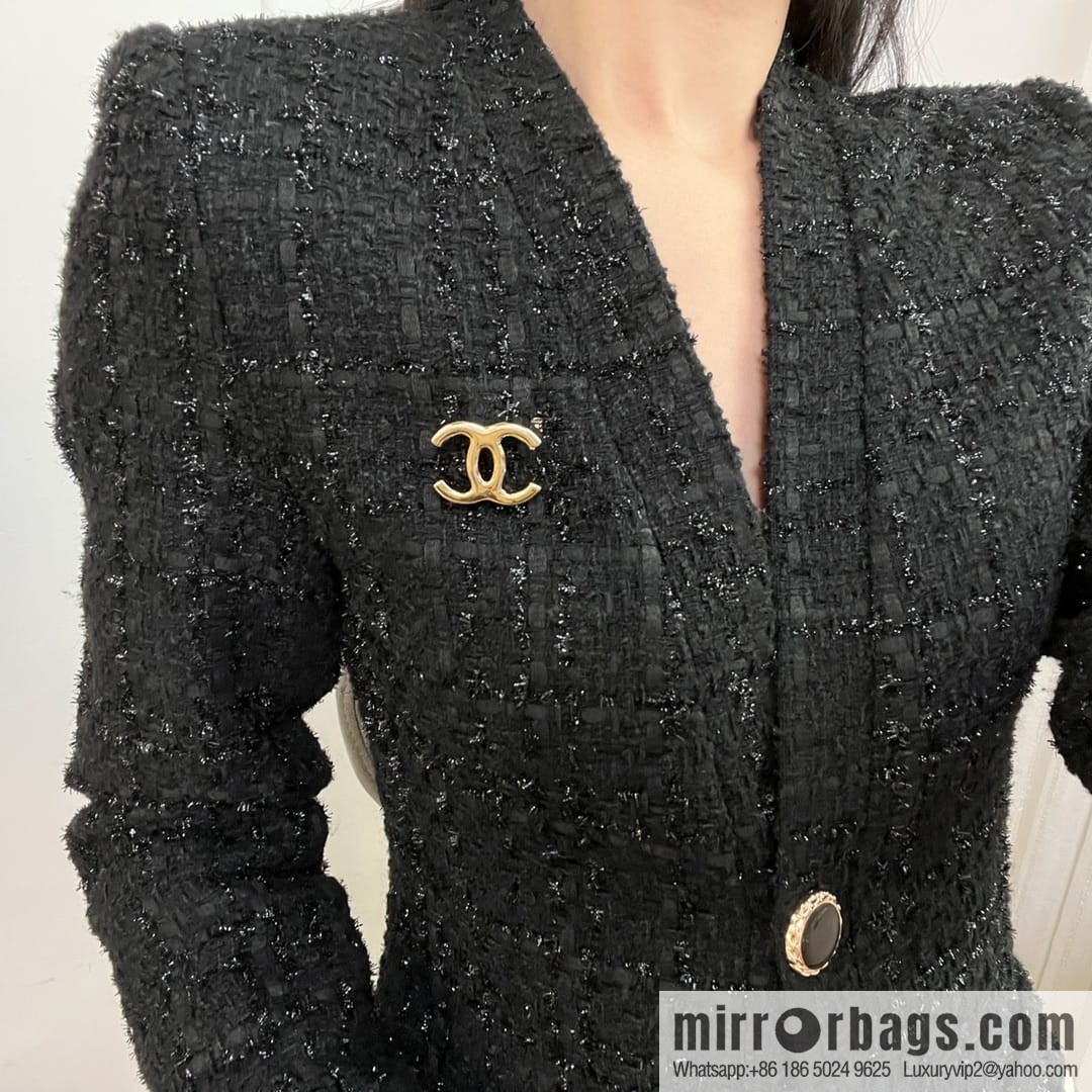New ☑️ Chanel double c gold brooch