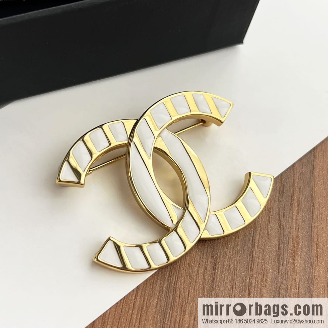 New ☑️ Chanel double c white stripe brooch