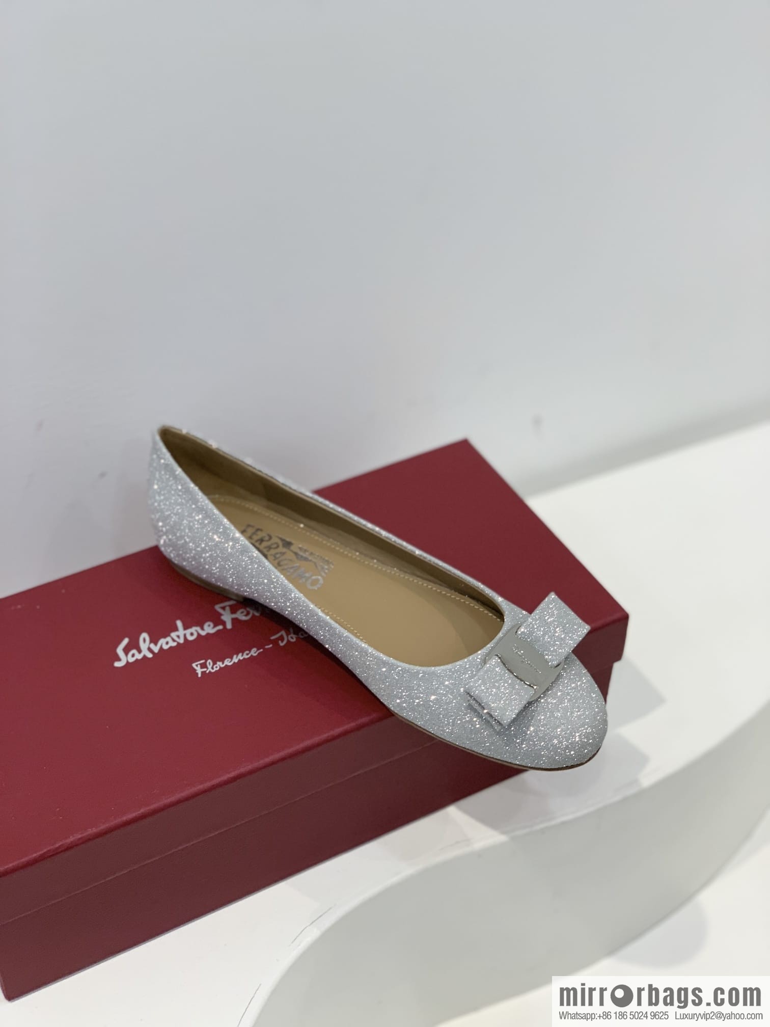 SF ✔️ salvatore Ferragamo ✔️ Ferragamo Glitter Sequins