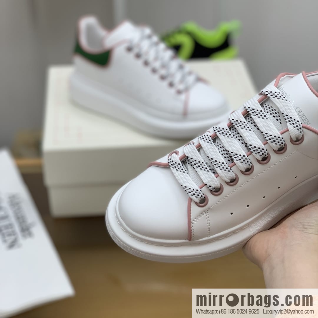 Alexander McQueen MQ dark green leather tail Unisex sneakers