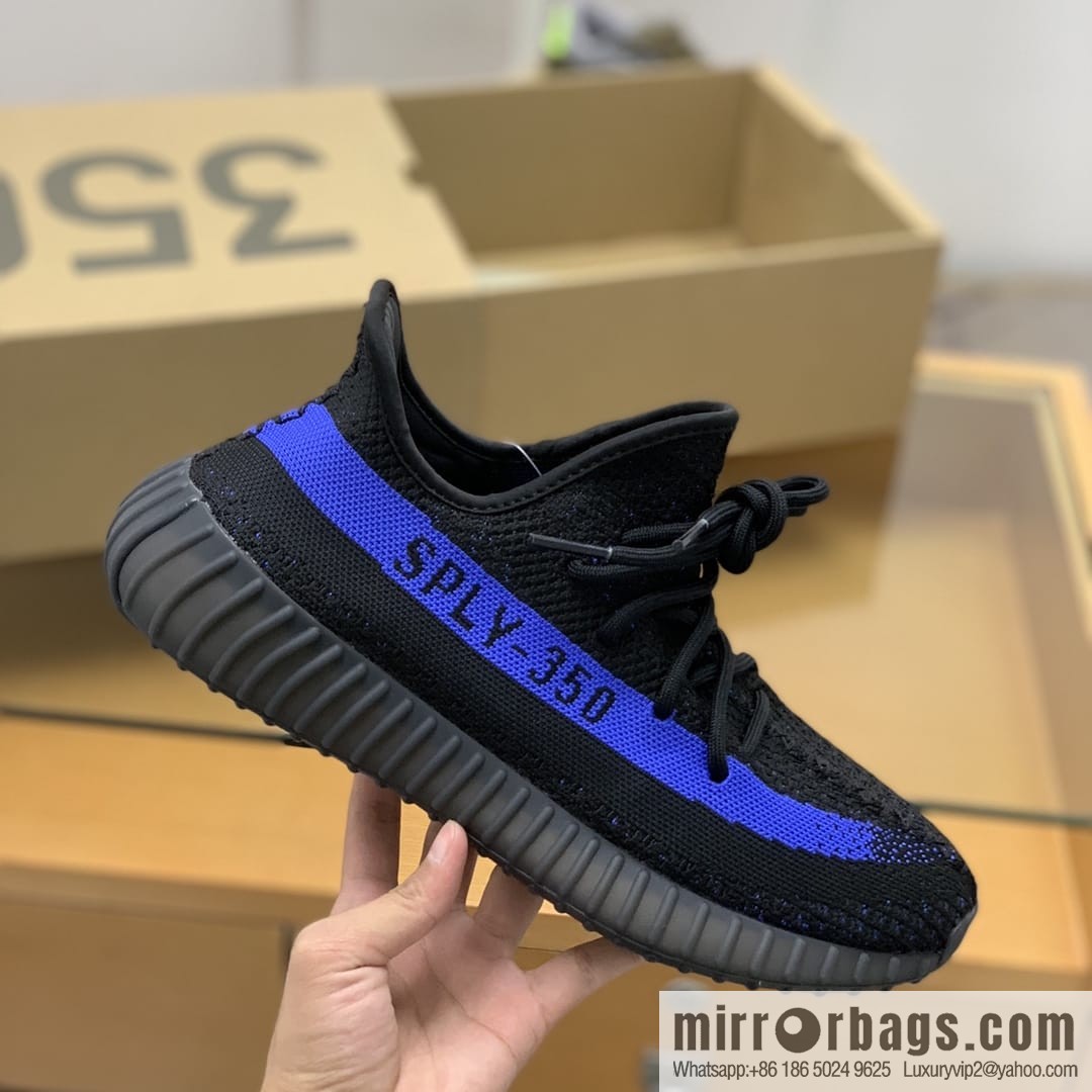 Coconut/Yeezy adopts patchwork [YEEZ * BOST 350 Coconut Black and Blue] Unisex same coconut shoes