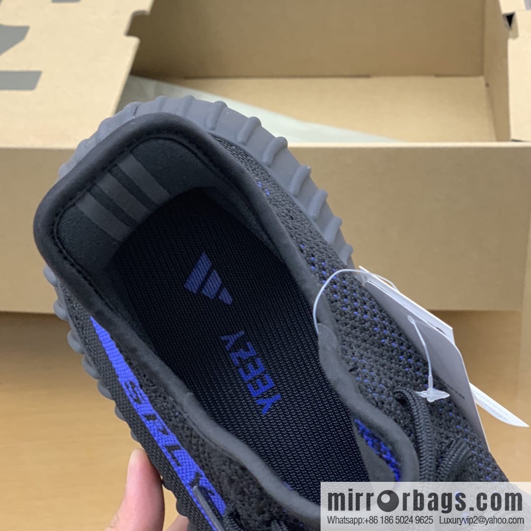 Coconut/Yeezy adopts patchwork [YEEZ * BOST 350 Coconut Black and Blue] Unisex same coconut shoes