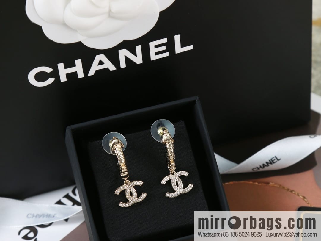 New ☑️ CHANEL Chanel c2 double c stud earrings